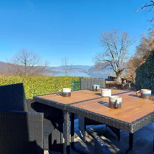 Entre Et Montagne, Chaleureuse Maison 3 Pièces Avec Très Belle Vue D'annecy. Terrasse, Jardin, Parking, Cheminée, Barbecue …. Hébergement de vacances